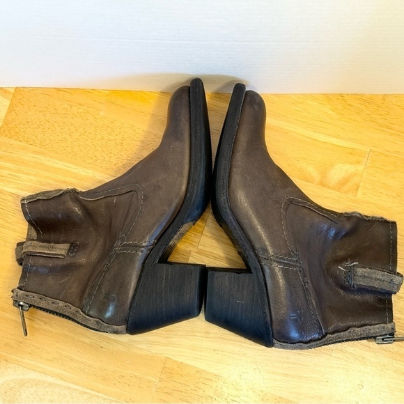 FRYE Heeled Western Ankle Boot 8.5 - Picture 8 of 11